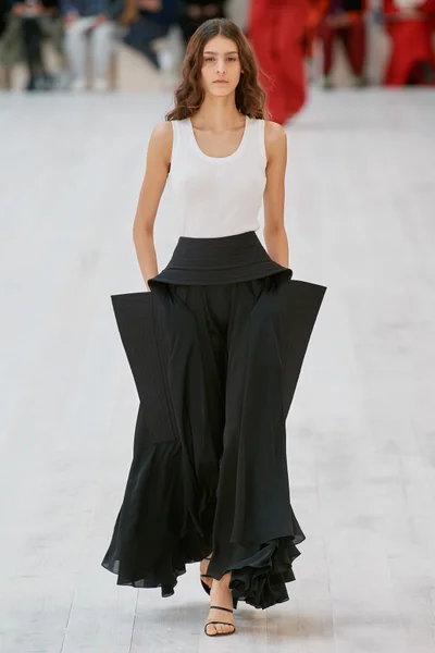 Look 34